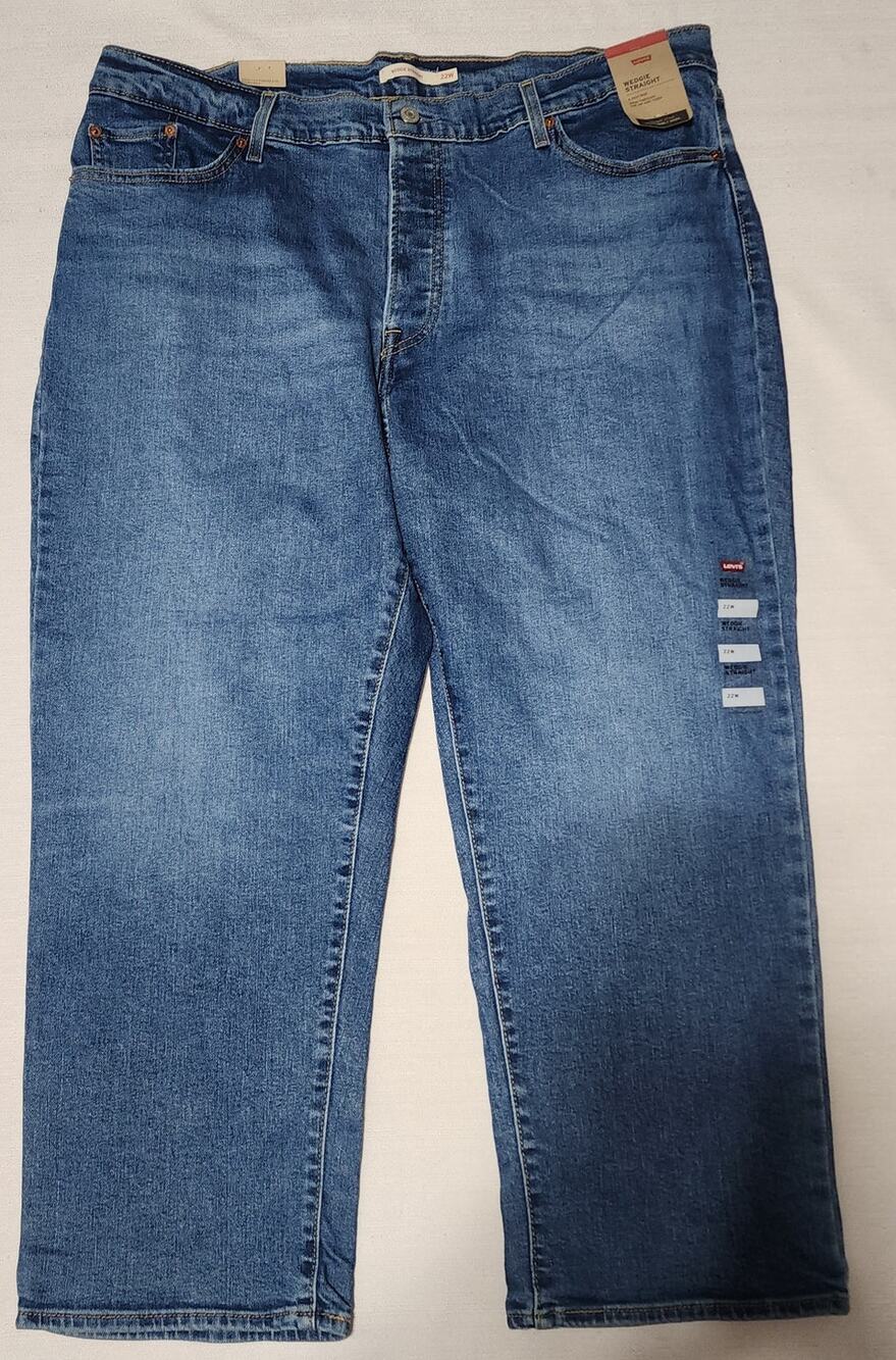 Levi's wedgie straight women size W22xL38-button fly